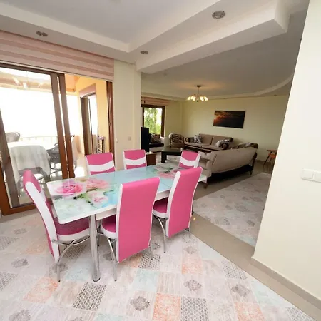 Lux Bektas 3 Alanya