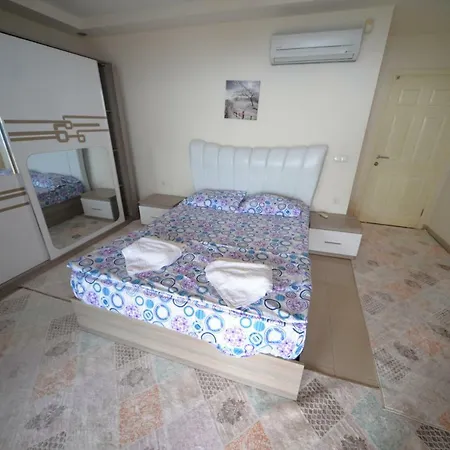 Lux Bektas 3